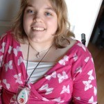 Pendant Girl
